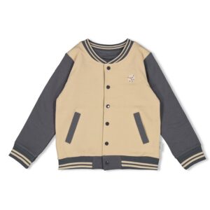 Sturdy reversible vest