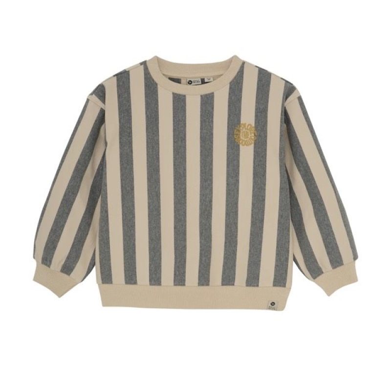 Daily7-oversized-sweater-Daily7-251021140528.jpeg