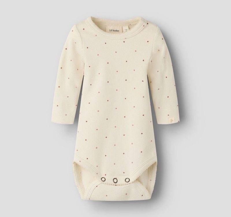 Lil-Atelier-romper-met-stippen-Lil-Atelier-260821104532.jpg