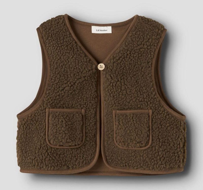 Lil-Atelier-uni-sherpa-gilet-Lil-Atelier-260916164937.jpg